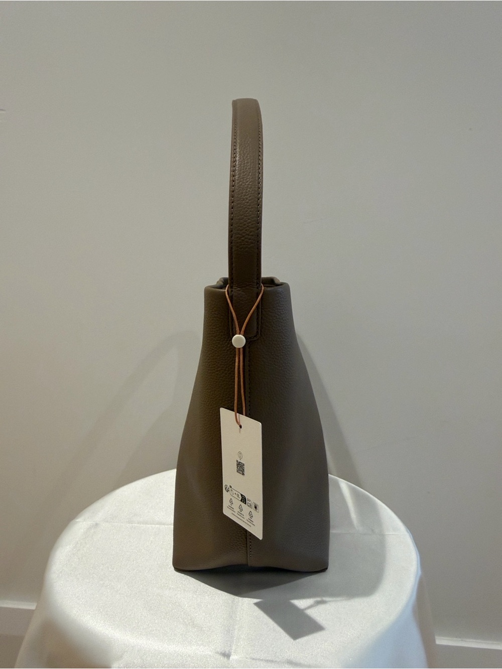 Classic Structured Women’s Tote Bag in Brown - Picture 8 of 12